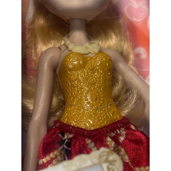 Ever After High Apple White Daughter Of Snow White Doll Netflix Exclusive NIB - Picture 6 of 6